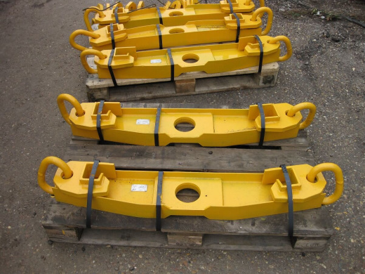 Траверса для подъема кабельных барабанов