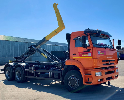 КАМАЗ 6520-23072-53 с крюковым погрузчиком ВК Т20-6000